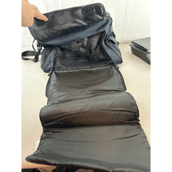 Eddie Bauer Travel Baby Changing Handbag Shoulder Diaper Changing Padded - Picture 9 of 16